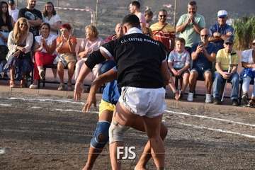 Luchada canaria y espectáculo de Maestro Florido en Lomo Magullo/Francisco Javier Santana.